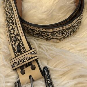 Ariat Floral Embossed Leather Belt